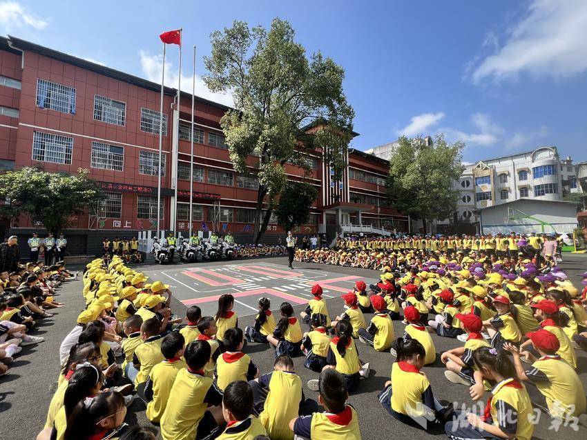 白菜游戏娱乐平台